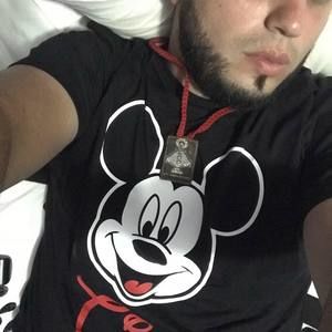 Meet your Posher, Javier